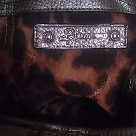 Women's Tote - Picture 2 of 5